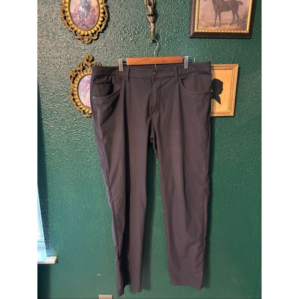 Mens Lululemon ABC Gray Pants Size 38